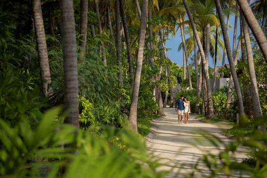 Emerald Faarufushi Resort & Spa