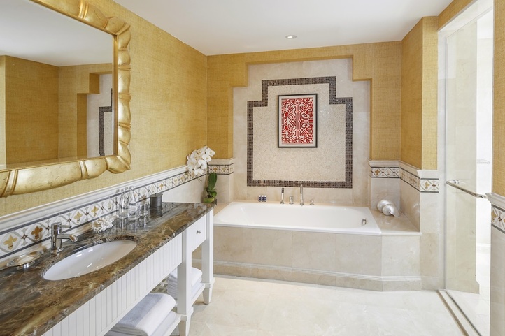 Anantara Desert Islands Resort & Spa