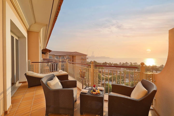 The Ritz-Carlton, Dubai