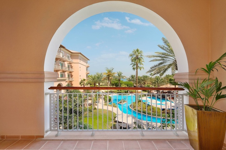 The Ritz-Carlton, Dubai