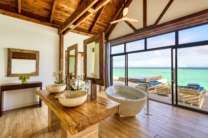 Kuredhivaru Resort And Spa (Ex.Movenpick Resort Kuredhivaru)