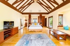 Furaveri Island Resort & Spa