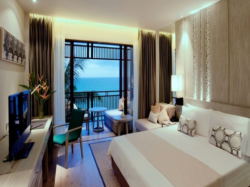 Pullman Phuket Arcadia Naithon Beach