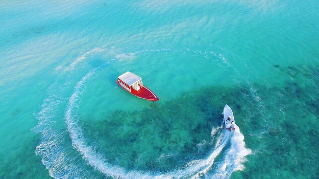 Reveries Diving Village, Maldives