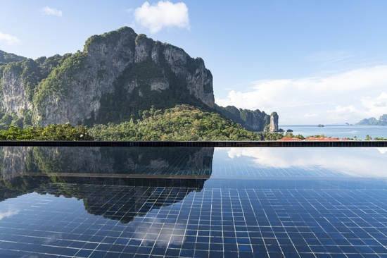 Avani Ao Nang Cliff Krabi Resort