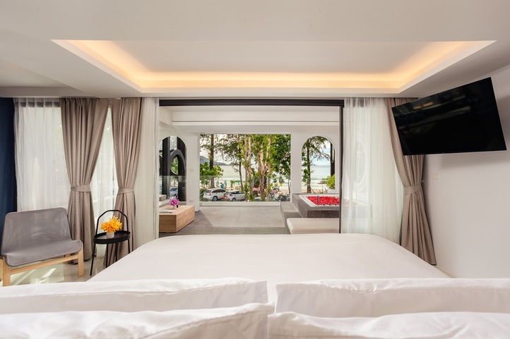 Anona Beachfront Phuket Resort