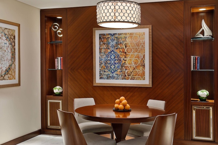 The Ritz-Carlton, Dubai