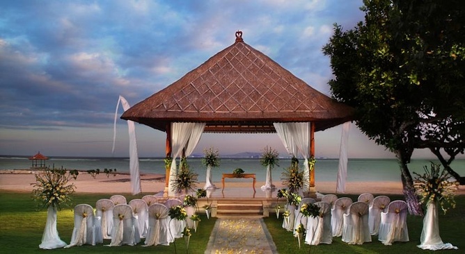 Nusa Dua Beach Hotel & Spa, Bali