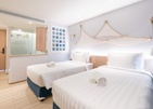 Panwaburi Beachfront Resort