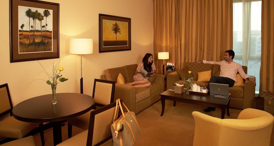 Al Manzel Hotel Apartments