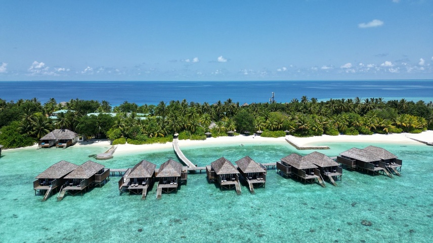 Veligandu Island Resort