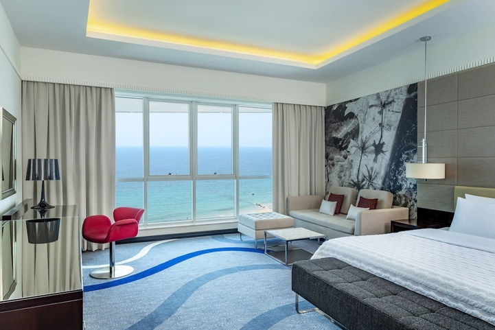 Le Meridien Al Aqah Beach Resort