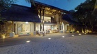 Paradis Beachcomber Golf Resort & Spa