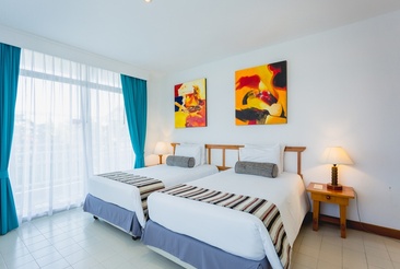 Waterfront Suites Phuket By Centara