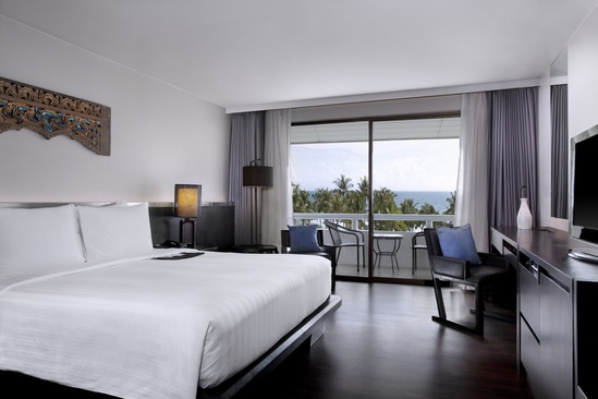 Le Meridien Phuket Beach Resort