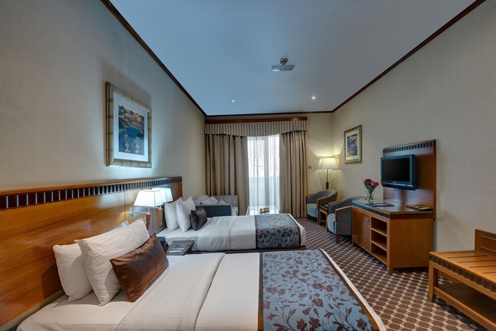 Golden Tulip Al Barsha