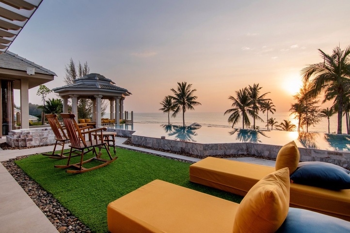 Devasom Khao Lak Beach Resort & Villas