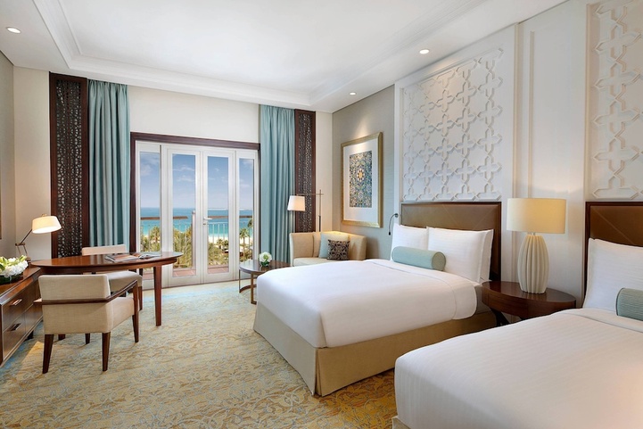 The Ritz-Carlton, Dubai
