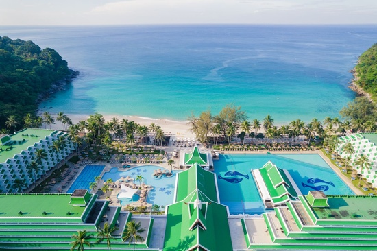 Le Meridien Phuket Beach Resort