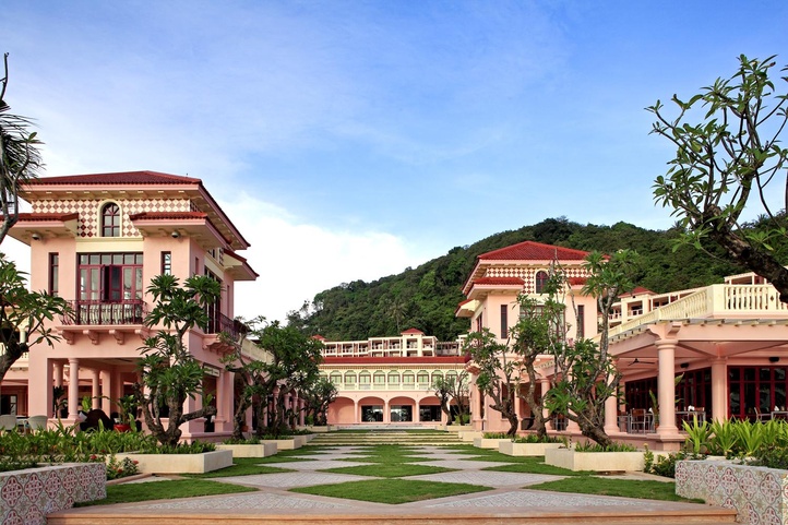 Centara Grand Beach Resort Phuket