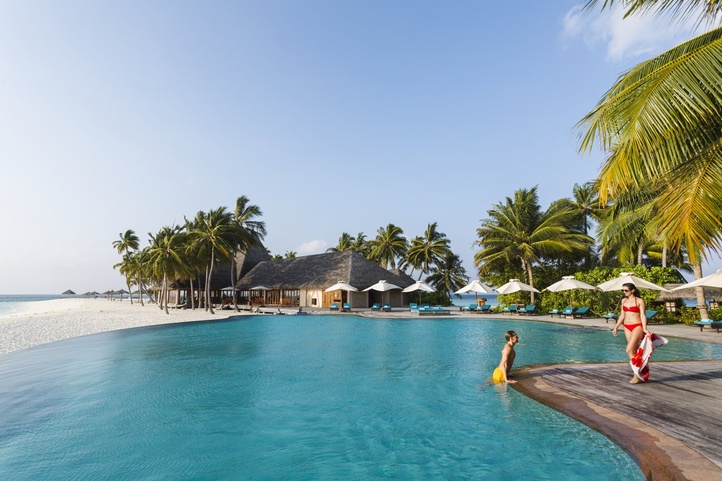 Veligandu Island Resort