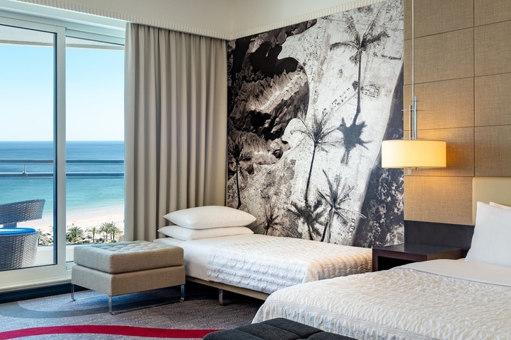 Le Meridien Al Aqah Beach Resort