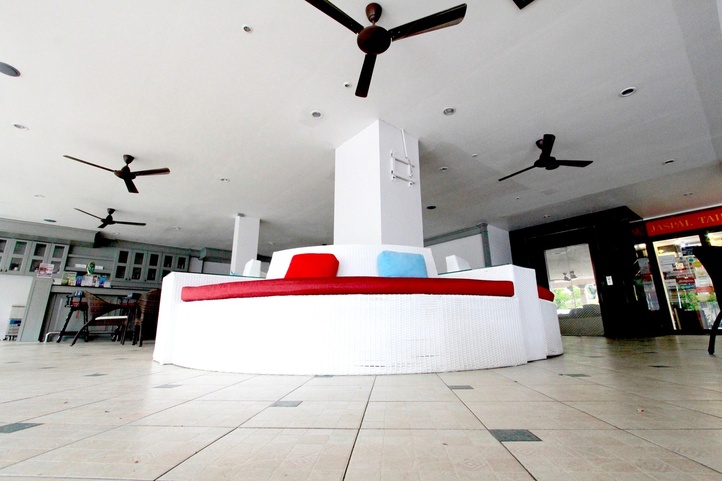 Outrigger Surin Beach Resort