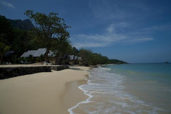 Tunamaya Beach & Spa Resort