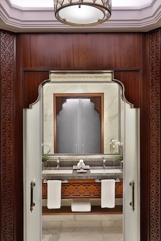 The Ritz-Carlton, Dubai