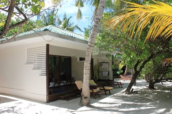 Eriyadu Island Resort