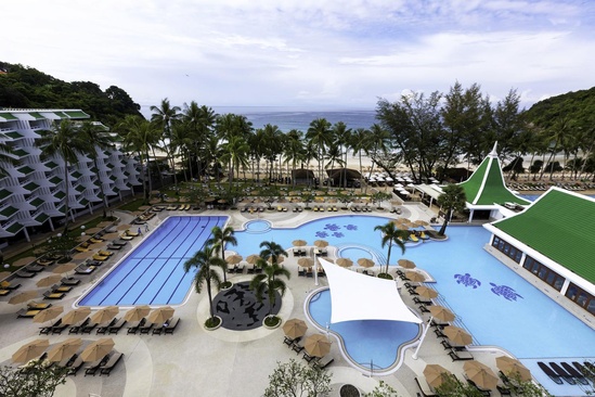 Le Meridien Phuket Beach Resort