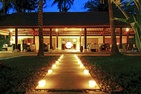 Kayumanis Sanur / Villas & Spa