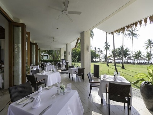 Kantary Beach Hotel Villas & Suites