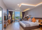 Triton Prestige Seaview & Spa