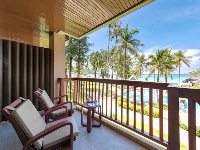 Katathani Phuket Beach Resort