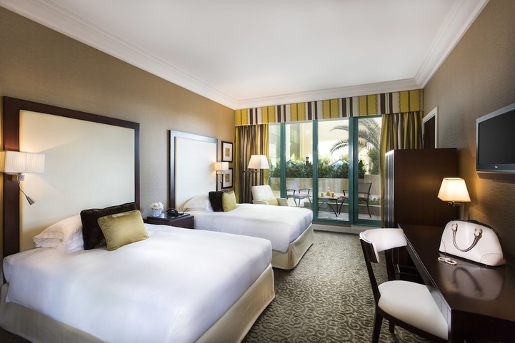 Mövenpick Grand Al Bustan Dubai