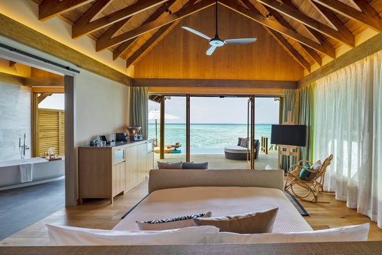 Emerald Faarufushi Resort & Spa