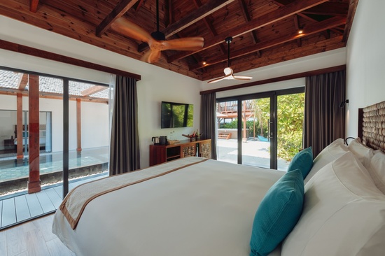 Kuredhivaru Resort And Spa (Ex.Movenpick Resort Kuredhivaru)
