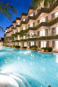 Panwaburi Beachfront Resort
