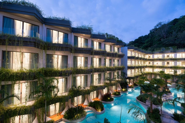Panwaburi Beachfront Resort