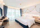 Panwaburi Beachfront Resort