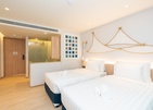 Panwaburi Beachfront Resort