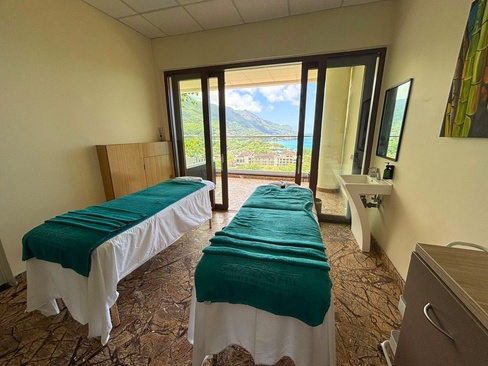 Gardens Hill Resort & Spa