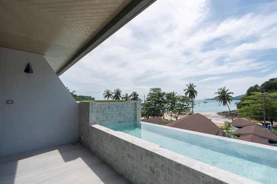 Panwaburi Beachfront Resort