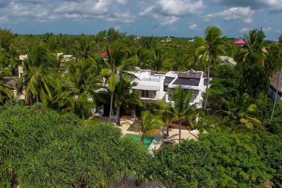 Uzuri Villa - Boutique Hotel