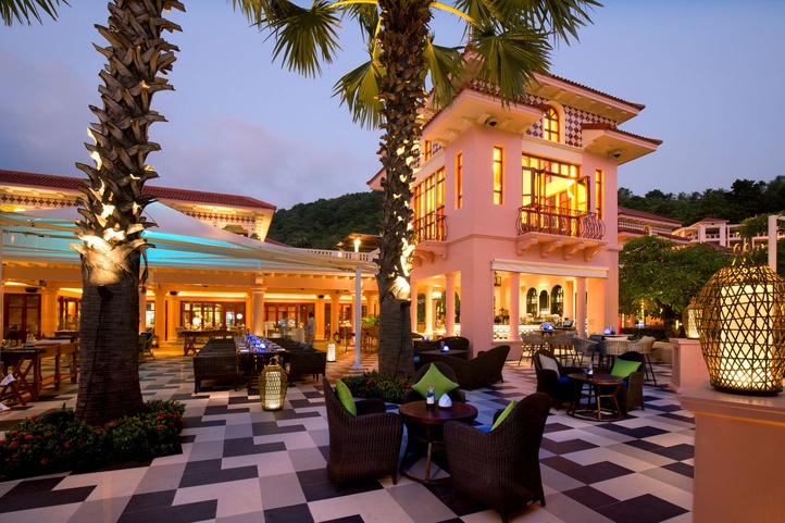 Centara Grand Beach Resort Phuket